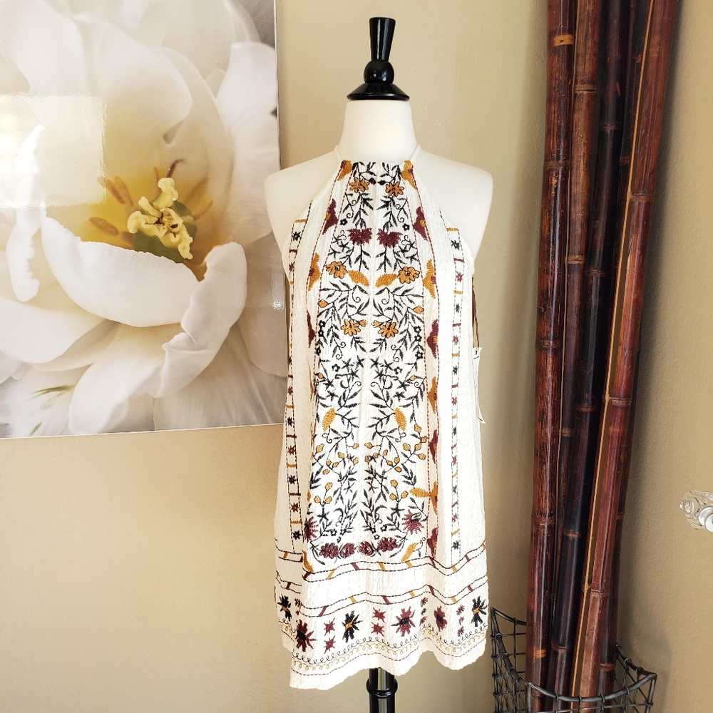 Willow & Clay ~ Cream Floral Halter Dress ~ Size S - Picture 1 of 3